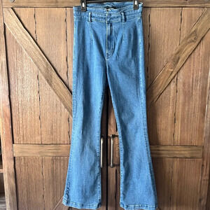 Express Slim Flare Super High Rise Light Wash 70's Style Denim Size 8L EUC